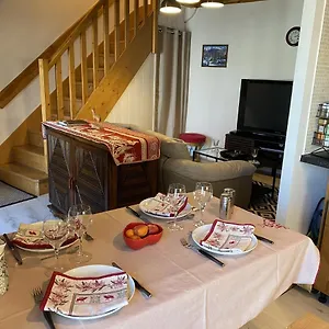  Hébergement de vacances Maison Au Coeur Du Sancy A D'auvergne